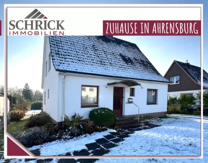 SCHRICK IMMOBILIEN: Ahrensburg - Haus kaufen in Ahrensburg - Reesenbüttel West - Ihr Familienparadies in Ahrensburg - West: Viel Potenzial für Ihr Zuhause mit Blick in die Natur!