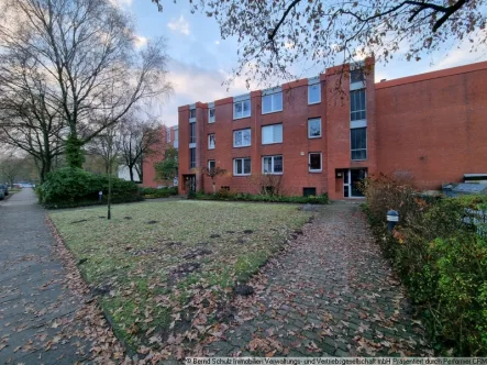 Hausansicht - Wohnung kaufen in Hamburg - 3- Erdgeschosswohnung mit Terrasse