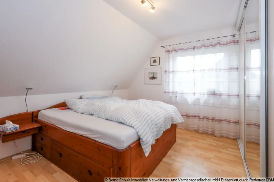 27 Schlafzimmer OG