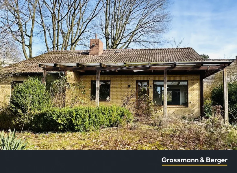 Titelbild - Haus kaufen in Hamburg - Großes Einfamilienhaus in idyllischer Lage