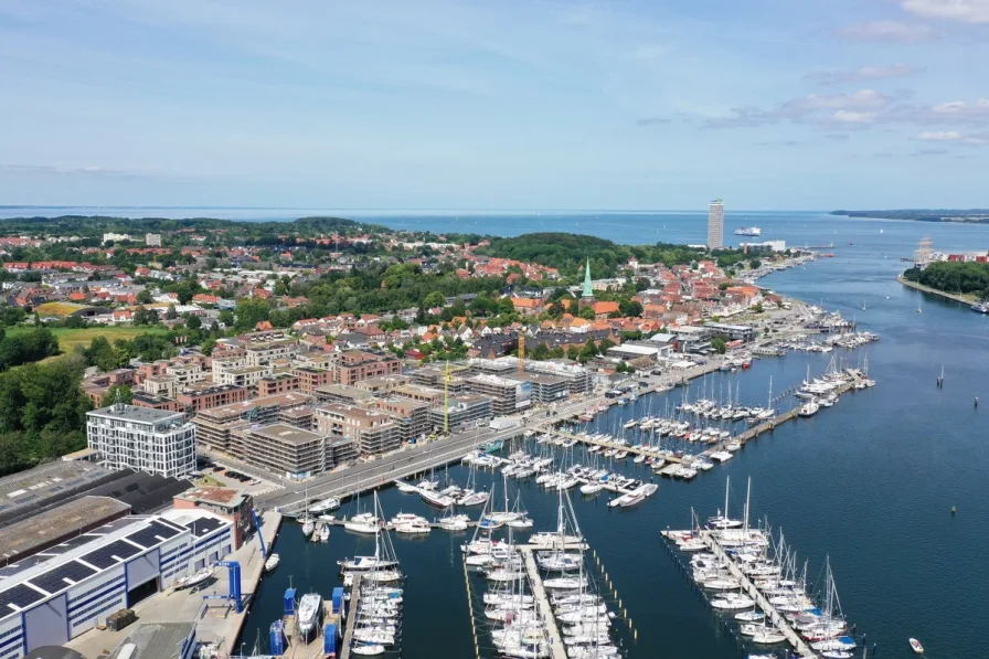 BALTIQUE - Wohnung kaufen in Lübeck-Travemünde - Jeden Tag Schiffe zählen - Stilvolle Ferienwohnung mit Traveblick