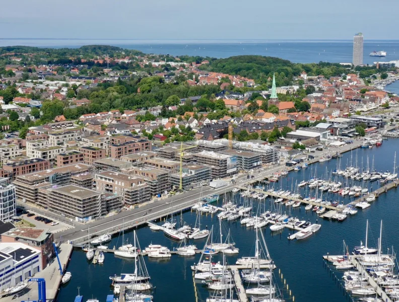 Luftaufnahme BALTIQUE - Zinshaus/Renditeobjekt kaufen in Lübeck-Travemünde - Erstbezug: Neubauwohnung mit großzügiger Terrasse in gefragter Travemünder Lage