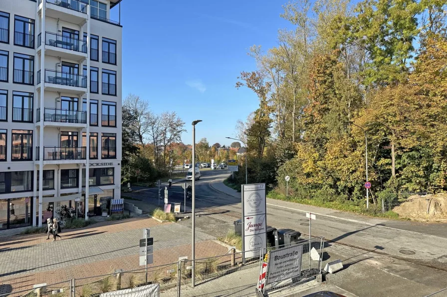 Loggia Blickrichtung Zufahrt