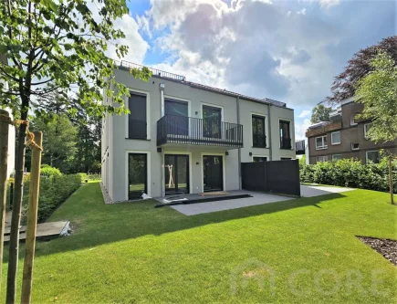 Aussen (Garten) - Wohnung kaufen in Hamburg / Meiendorf - www.mei5.de - Bezugsfertig! Neubau 3-Zi.-ETW mit großzügiger Terrasse (WE3)