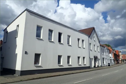 Außenansicht - Haus kaufen in Lauenburg - Attraktives Anlageobjekt in Lauenburg