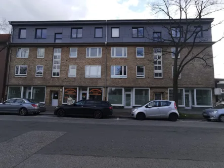 Außenansicht - Wohnung mieten in Hamburg - Schöne 2-Zimmer Wohnung im Dachgeschoss