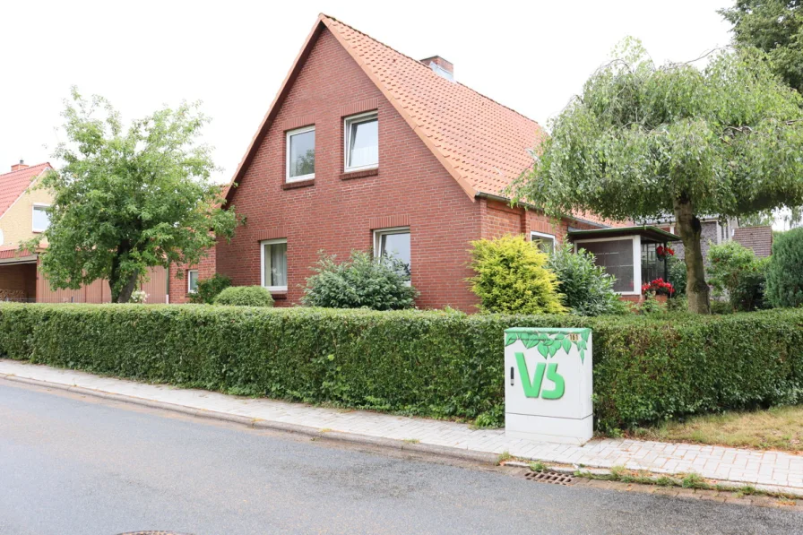 Seitenansicht I - Haus kaufen in Ratzeburg - Erschwingliches Einfamilienhaus