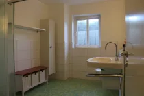 Duschbad im Souterrain mit Dusche