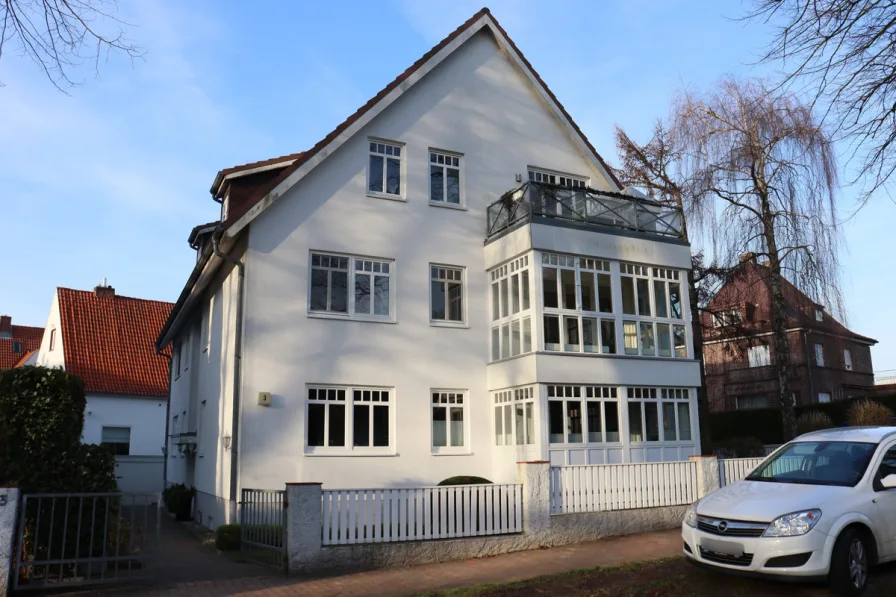 Titelbild - Wohnung kaufen in Lübeck-St. Gertrud - Große Eigentumswohnung in exponierter Lage