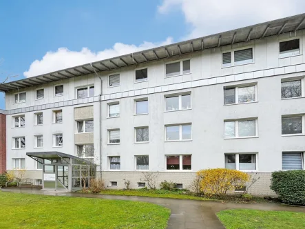 Vorderansicht - Wohnung kaufen in Hamburg-Eidelstedt - Familienfreundliche 4-Zimmer-Wohnung