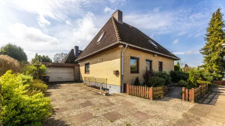Vorderansicht - Haus kaufen in Barsbüttel-Willinghusen - Erbbaurecht - Einfamilienhaus in ruhiger Lage