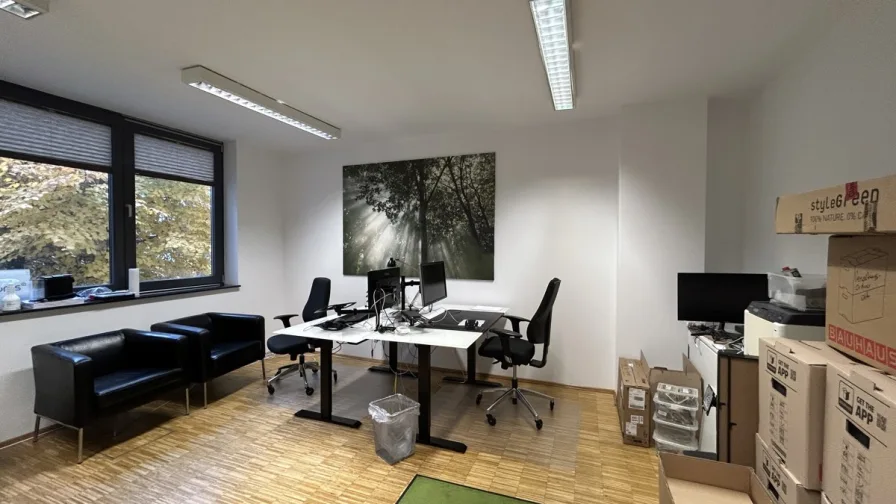 Büro 6