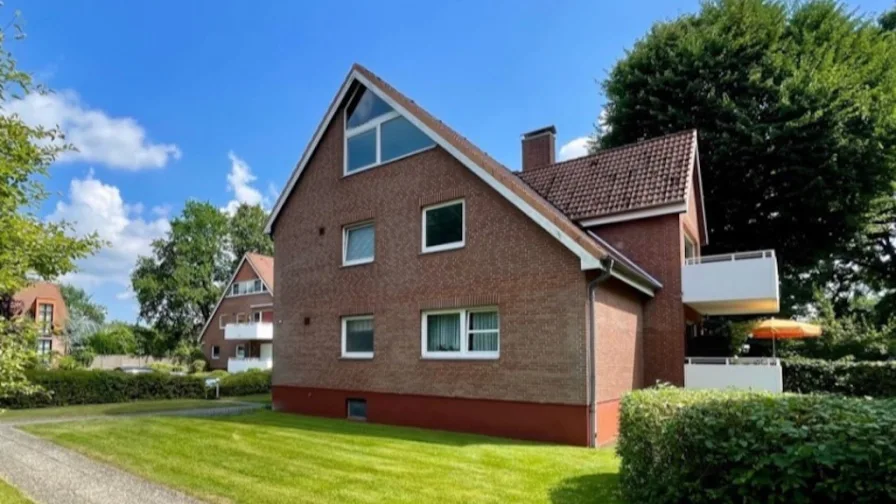 Titelbild - Wohnung mieten in Hamburg-Wellingsbüttel - Großzügige Maisonette-Wohnung mit viel Platz