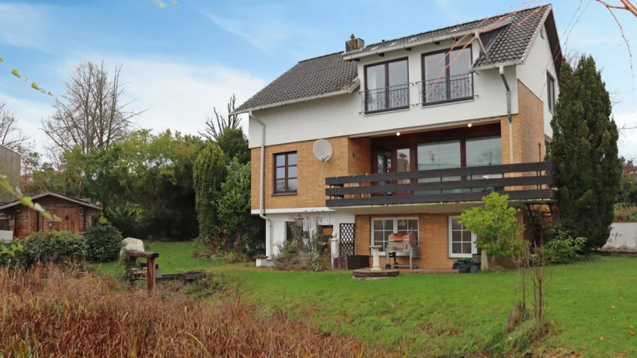 Titelbild - Haus kaufen in Pelzerhaken - Sommerhaus am Südstrand mit drei Wohneinheiten