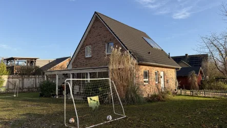 Haus - Haus kaufen in Odderade - Niedrigenergiehaus mit großzügigem Grundstück