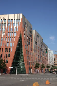 Ansicht II Gebäudekomplex - Büro/Praxis mieten in Hamburg-HafenCity - Modern und renoviert! Bürofläche im "Sumatrakontor" - provisionsfrei für den Mieter!