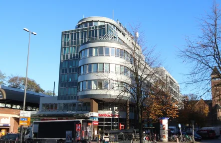 Gebäudeansicht I - Büro/Praxis mieten in Hamburg-Altona-Nord - Schöne Bürofläche in zentraler Lage von Hamburg-Altona