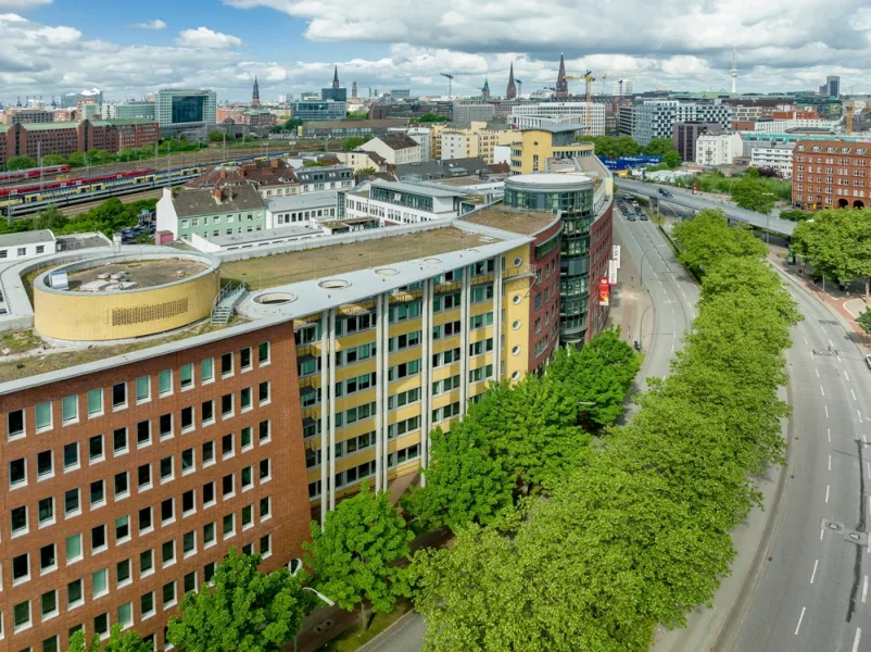 Außenansicht - Büro/Praxis mieten in Hamburg / Hammerbrook - Großzügige Büroflächen in der City-Süd