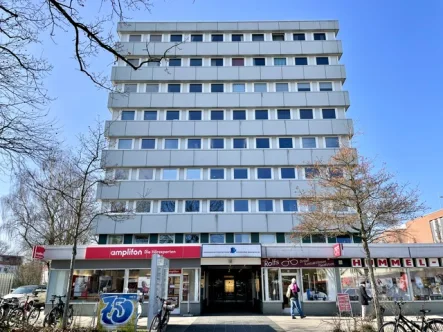 Außenansicht - Büro/Praxis mieten in Hamburg-Bramfeld - Helle Büro- / Praxisfläche im "Gesundheitszentrum Bramfeld"