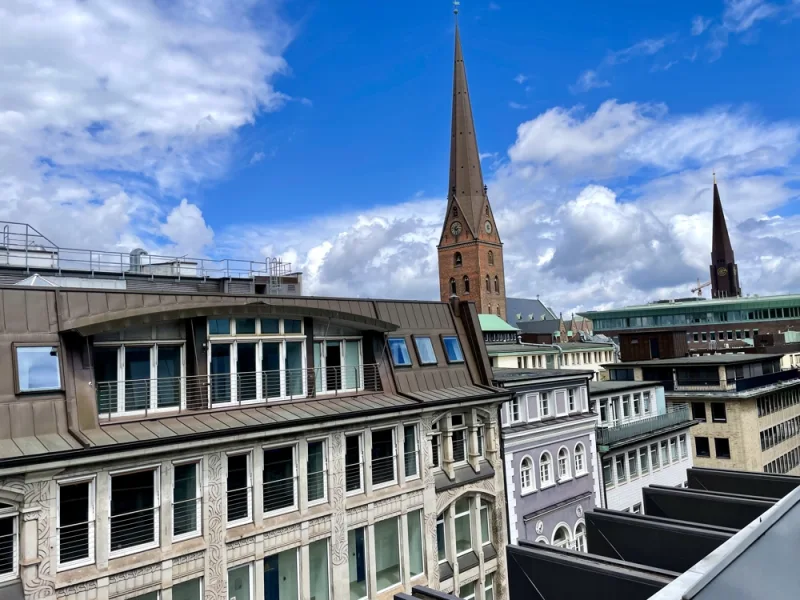 Blick über die Dächer der City