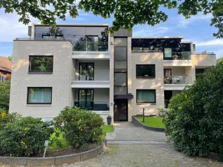 Hausansicht - Wohnung mieten in Hamburg - Traumhafte Penthouse-Wohnung in begehrter Lage!