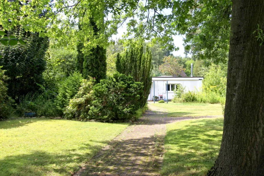 Tolles! Grundstück - Grundstück kaufen in Hamburg - Grundstück mit Bestand in HH-Poppenbüttel: Verwirklichen Sie Ihren Wohntraum!