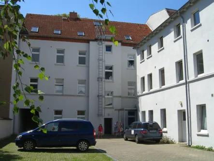 Hausansicht - Wohnung mieten in Wittenberge - Hübsche, kleine 1,5 Zi.-Wohnung in Wittenberge