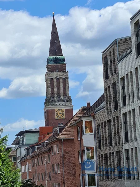 Blick zum Rathausturm 