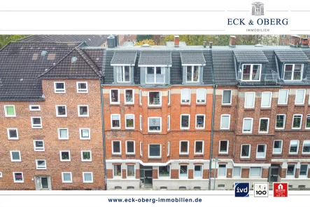  - Wohnung kaufen in Kiel - Kapitalanlage: 2-Zimmer-Dachgeschosswohnung mit herrlichem Ausblick über den Dächern Kiels