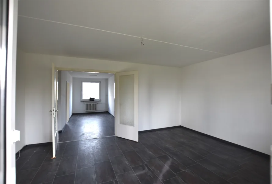 DSC_0299 - Wohnung mieten in Bad Schwartau - Große 4-Zimmer-Wohnung mit Balkon in Bad Schwartau - OTTO STÖBEN GmbH