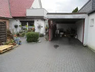 Zufahrt Carport