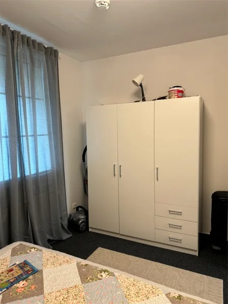 Schlafzimmerschrank