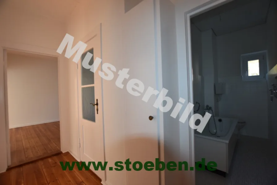 Flur - Wohnung mieten in Lübeck - Helle 2,5-Zimmer-Wohnung mit Wannenbad in Lübeck, St. Gertrud - OTTO STÖBEN GmbH