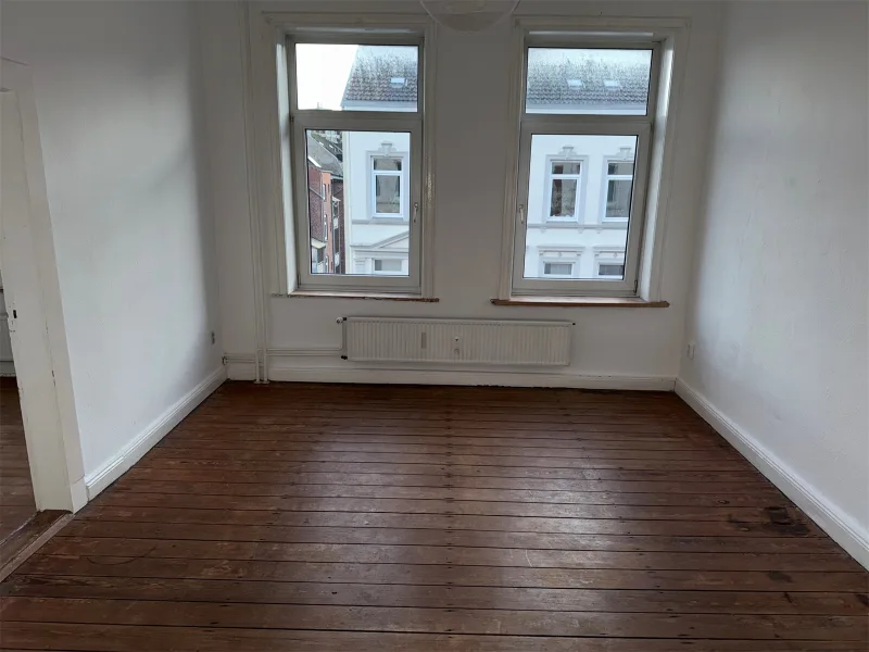 Wohnzimmer - Wohnung mieten in Kiel - 3-ZW im Jungfernstieg 22 in Kiel zu vermieten - OTTO STÖBEN GmbH