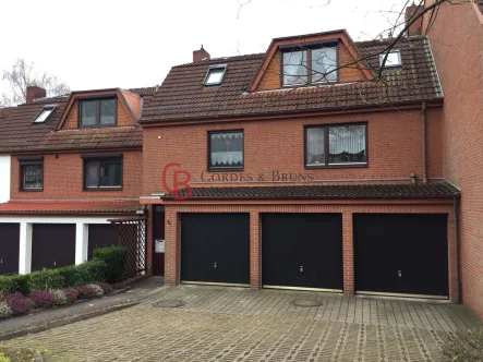 Ansicht - Wohnung mieten in Ritterhude - gemütliche und geräumige 3-Zimmer Wohnung mit Balkon und Garage.