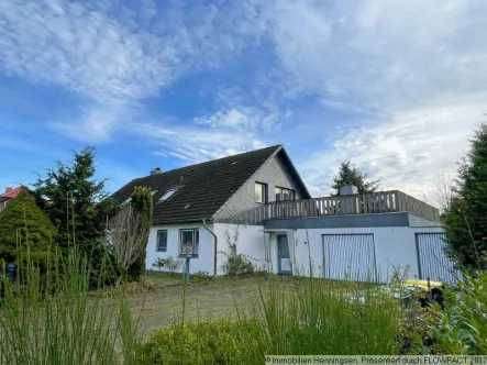 Ansicht 2 - Haus kaufen in Havetoft - Reserviert-Großes Familienhaus mit Dachterrasse,2 Einliegerwohnungen, Wintergarten
