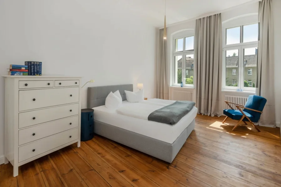 Schlafzimmer 1.1