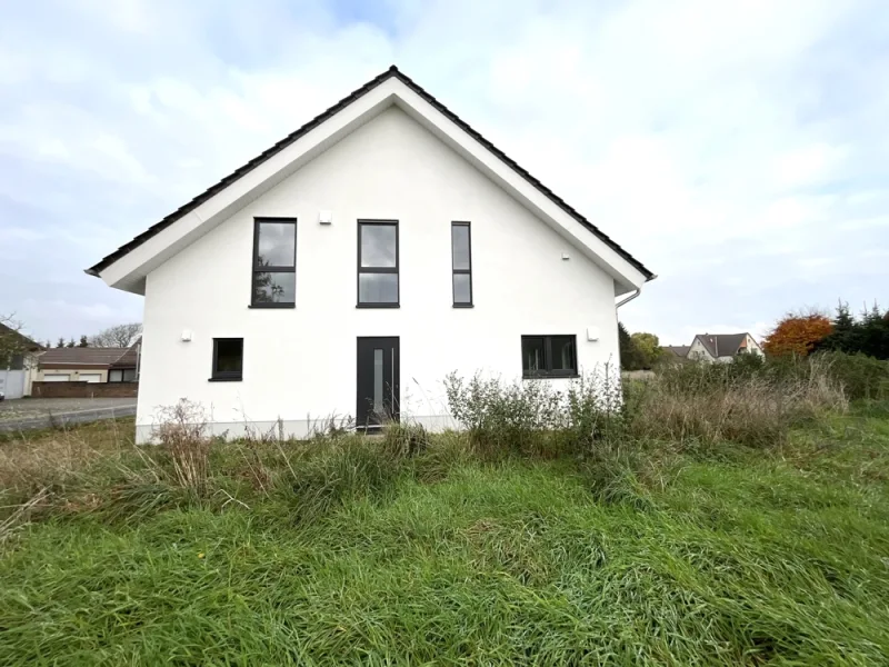 Neubau- Doppelhaushälfte - Haus mieten in Bad Essen - Zuhause in Bad Essen - modern, energieeffizient, familienfreundlich!