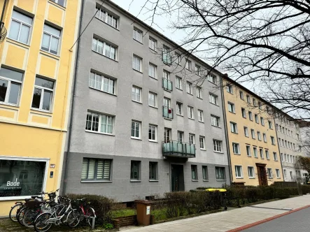 IAußenansicht - Wohnung mieten in Hannover - KUNZE: 2-Zimmer-Wohnung in der List!