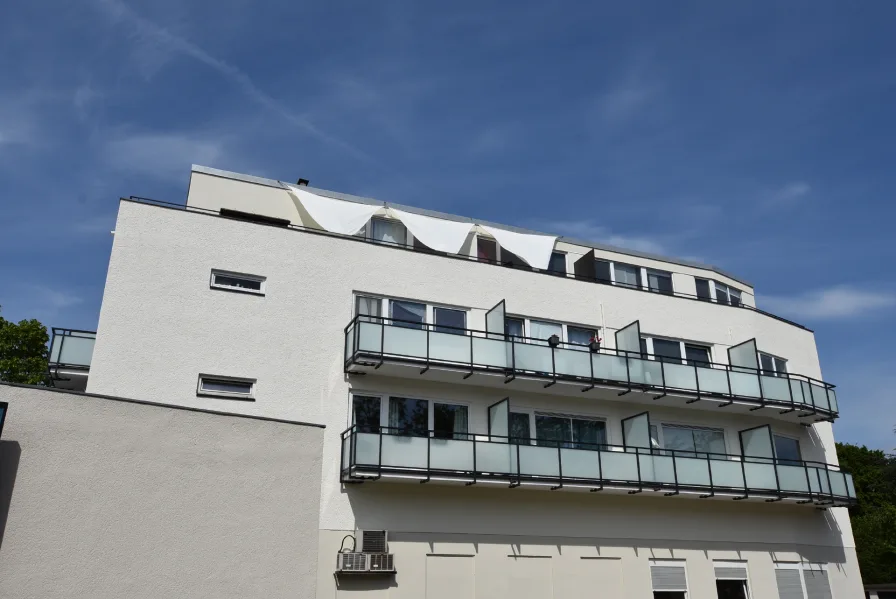 Außenansicht - Wohnung mieten in Langenhagen - KUNZE: Helle 2-Zimmer Wohnung mit Balkon in Langenhagen!