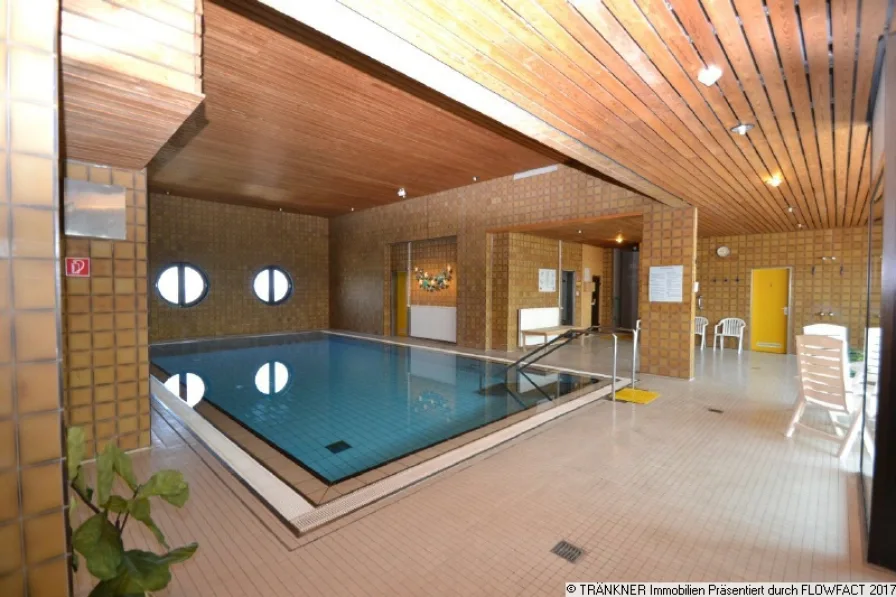 Schwimmbad (25 Etage)