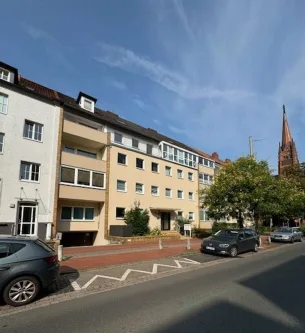 Ansicht - Wohnung kaufen in Hannover - Helle 4 Zimmerwohnung mit 2 Balkonen in bevorzugter Lage der Oststadt!