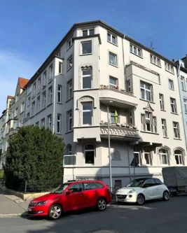 Ansicht - Zinshaus/Renditeobjekt kaufen in Hannover - Stilvolles Wohnhaus in der begehrten List