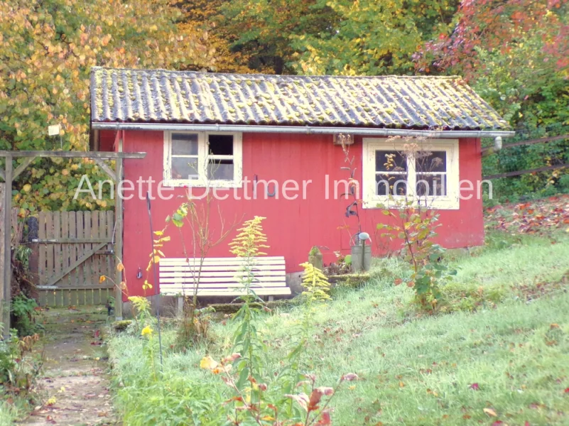 Gartenhaus und Zugang zum Wald