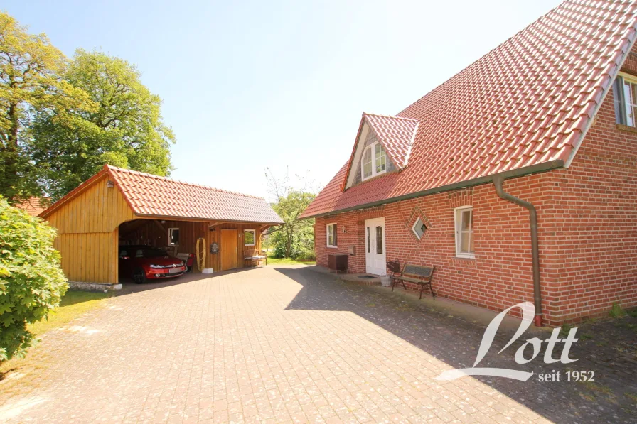 Hoffläche - Haus kaufen in Apen / Nordloh - +++ Gepflegtes und großzügiges Familienhaus mit Hobbywerkstatt in Nordloh (Sackgassenlage)! +++