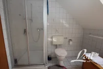 Badezimmer im Dachgeschoss