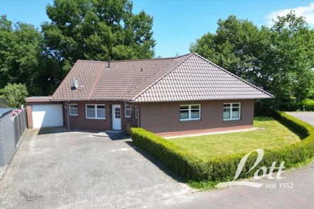  - Haus kaufen in Apen - +++ Bungalow Garage und mit ebenerdigem Raumprogramm in ruhiger Ortslage von Apen! +++