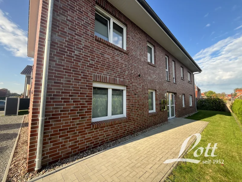 Außenansicht - Wohnung mieten in Apen - **Gemütliche 2-Zimmerwohnung mit Terrasse - ebenerdig!**