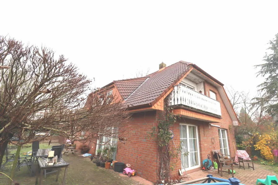 Bild1 - Haus kaufen in Bramsche - Einfamilienhaus m. Einliegerwohnung (in 2 Eigentumswohnungen aufgeteilt)