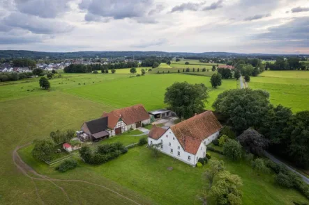 Bild1 - Haus kaufen in Bissendorf - Resthof in ruhiger, traumahfter Alleinlage (der Ausbau von mind. 4 Wohnungen ist möglich)